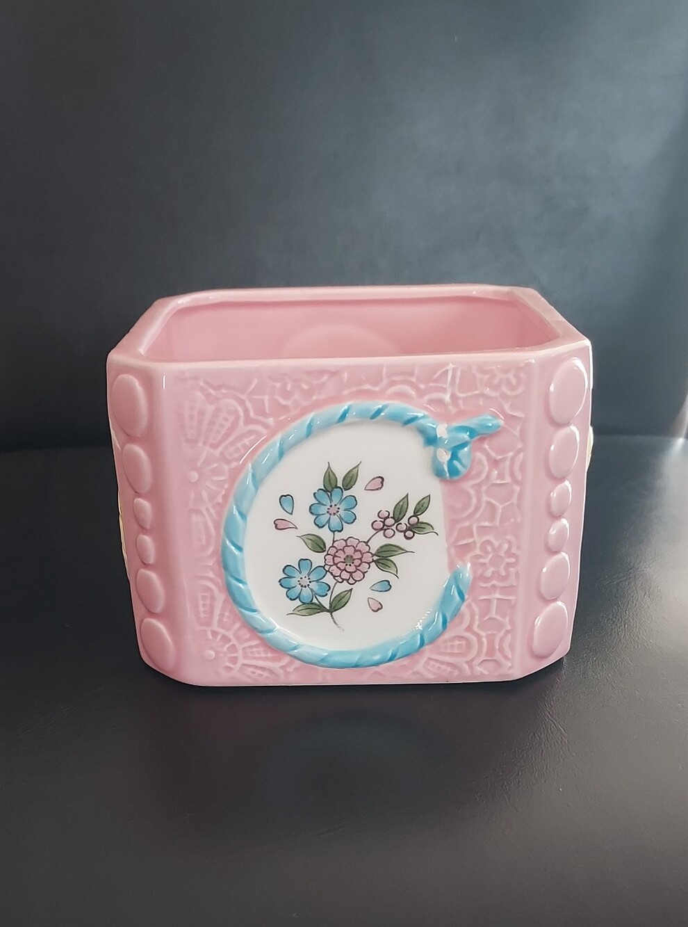 Inarco Vintage Baby Pink Ceramic ABCD Planter w Blue Accent Good Cond Few Knicks